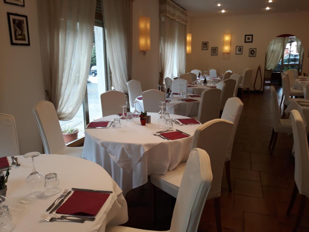 Hotel Casa Rossa Montecatini Terme Dış mekan fotoğraf