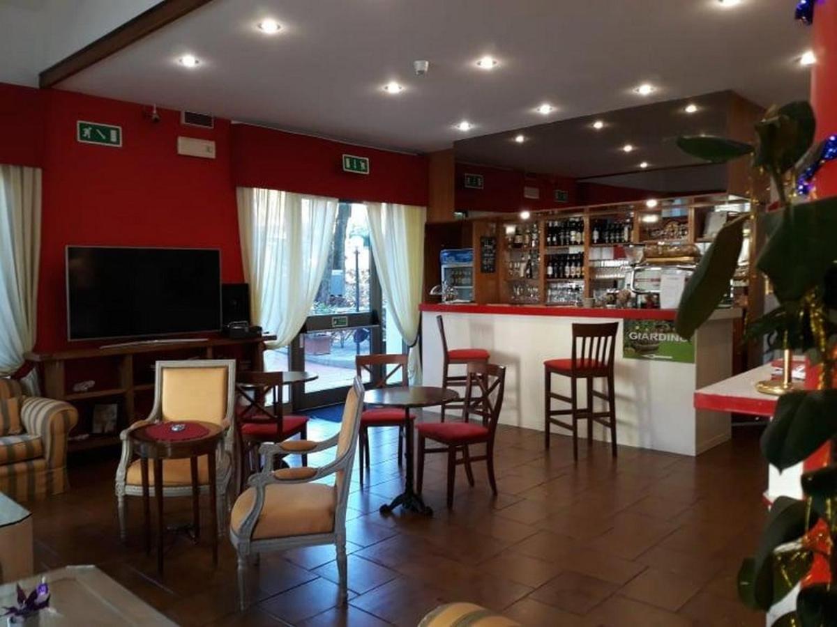 Hotel Casa Rossa Montecatini Terme Dış mekan fotoğraf