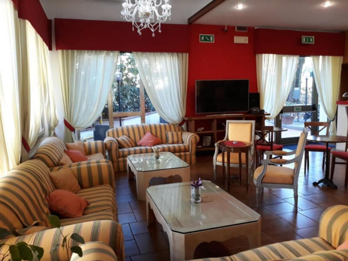 Hotel Casa Rossa Montecatini Terme Dış mekan fotoğraf